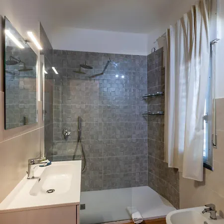 Guesthost - Cozy With Terrace In Апартаменты Санремо