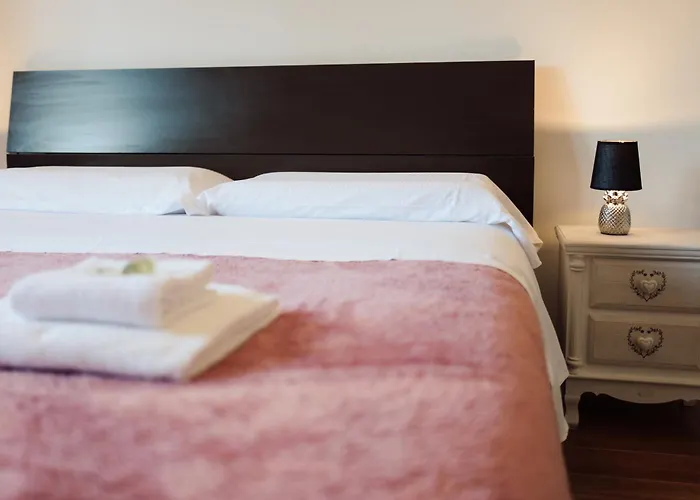 Guesthost - Cozy With Terrace In Apartamento San Remo