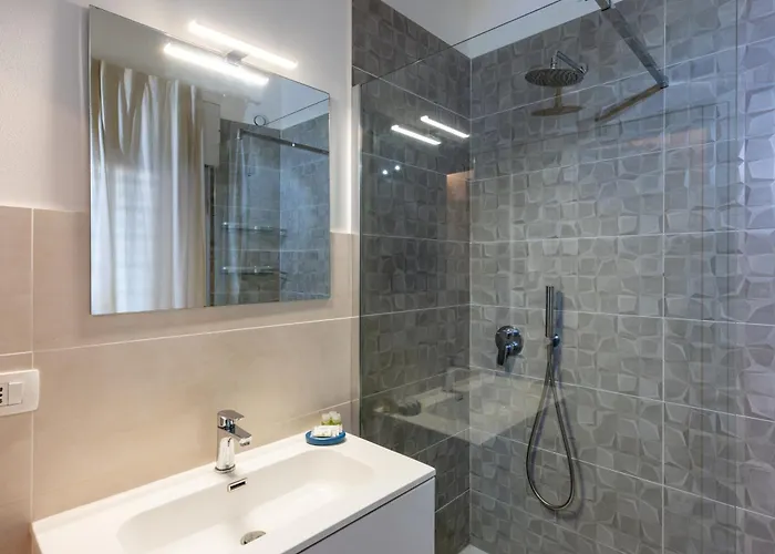 Apartamento Guesthost - Cozy With Terrace In *