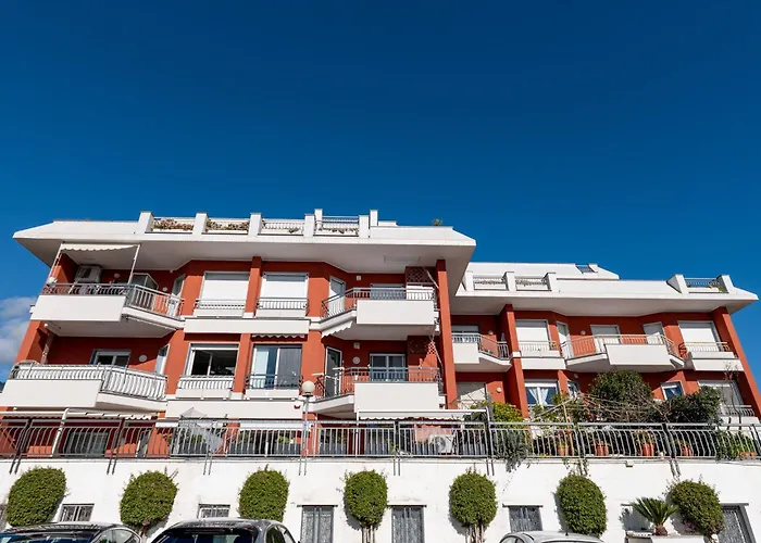 Guesthost - Cozy With Terrace In Apartamento San Remo